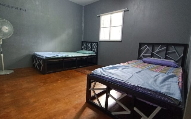 Flinstone Lodge by Oyo Rooms