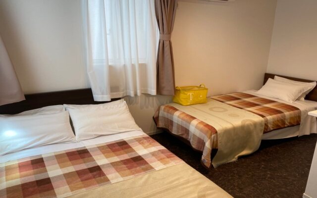 Tokyo stay Hut SARI