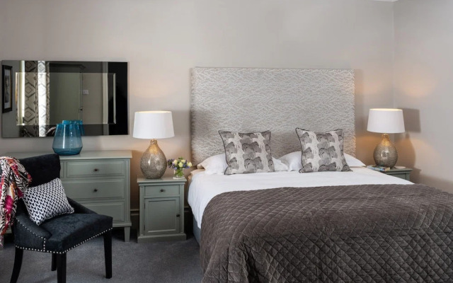 Oakdene Country House