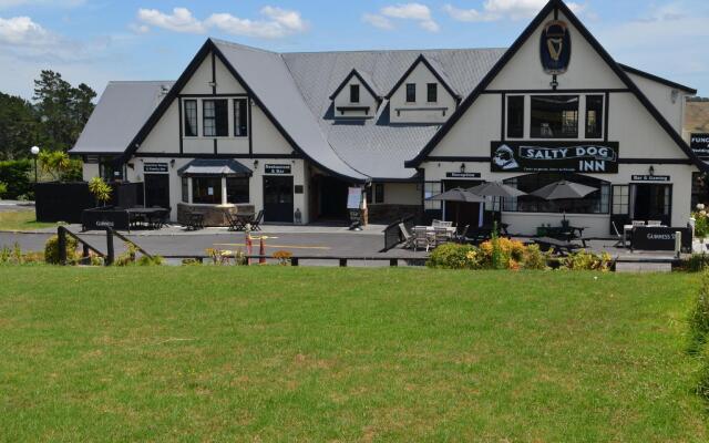 Salty Dog Inn