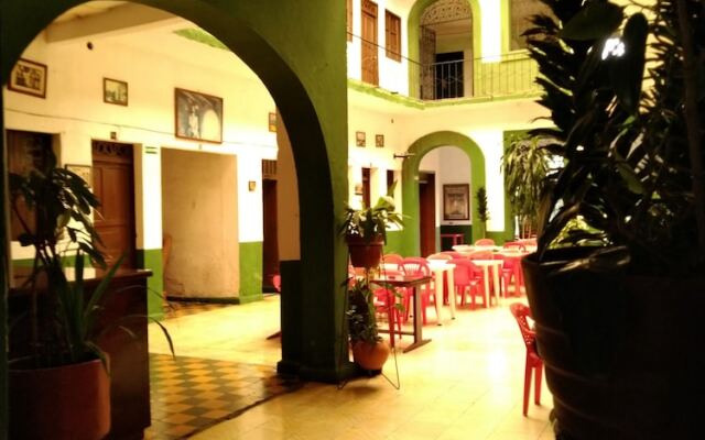 Hotel Familiar