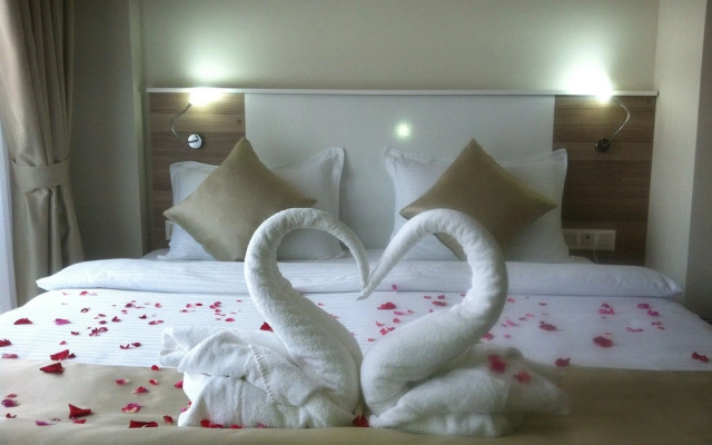 Bayrambey Otel