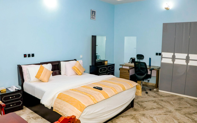 Blue Line Apartments