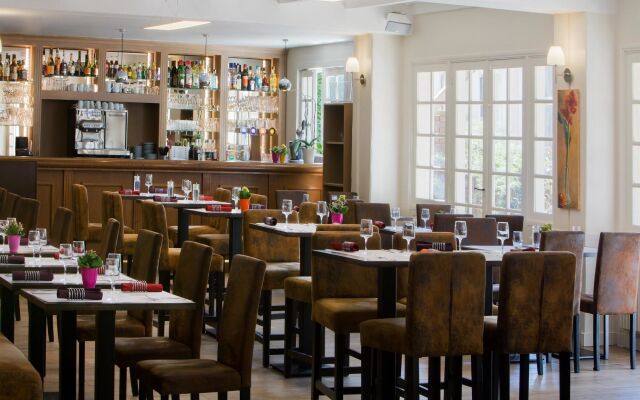 Best Western Blanche De Castille Dourdan