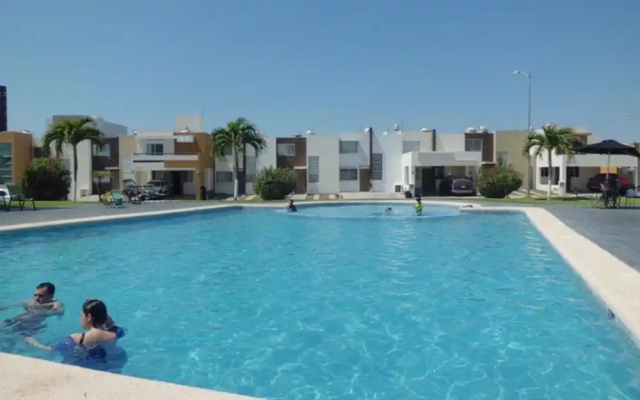 Casa Villa R