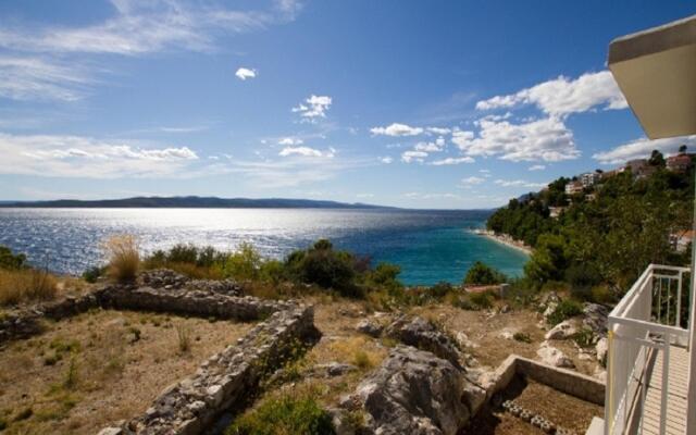 Smilja - 150 m From Pebble Beach - SA3