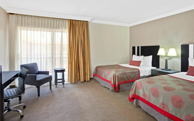 The Live Hotel