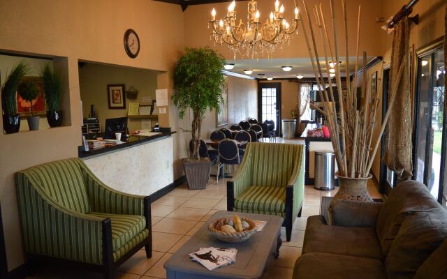 Liberty Garden Inn by OYO Kissimmee near Disney World