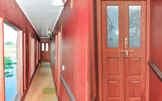 GuestHouser 3 BHK Houseboat 9f4e