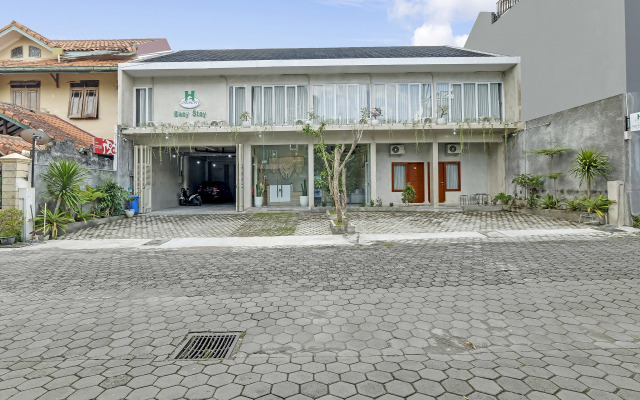 Super OYO Capital O 90983 Harmony Easy Stay