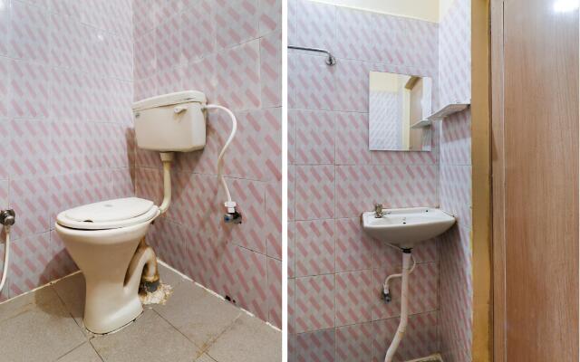 OYO 65533 Elite Suites