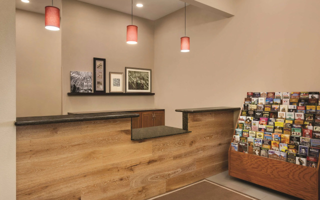 Country Inn & Suites by Radisson, Goodlettsville, TN - фото 2