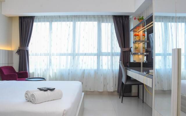 Simple And Comfort Studio At Springlake Summarecon Bekasi Apartment