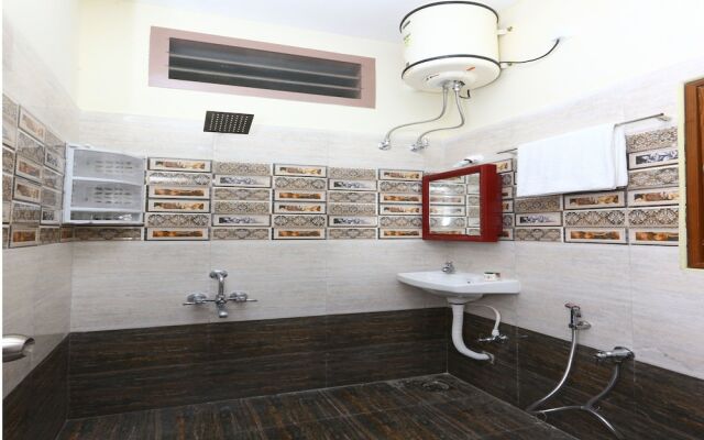 OYO 9783 Home Classic 2BHK near ECR
