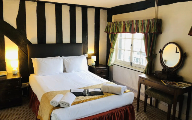 Brook Red Lion Hotel