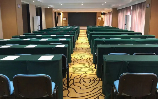 Nanhai Hotel