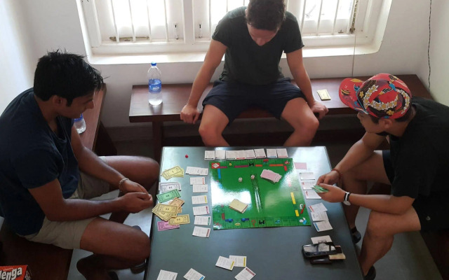 Hangover Hostels Seeduwa