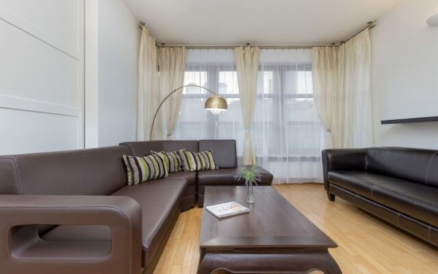 Apartment for Four in Warsaw by Renters