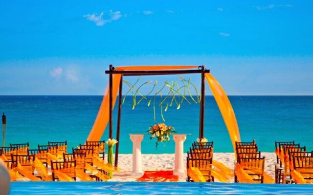 Krystal International Vacation Club Cancún, Cancún, Mexico