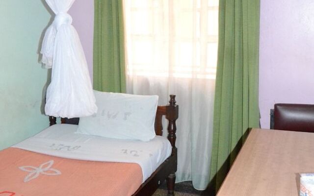 Timboroa Hotel