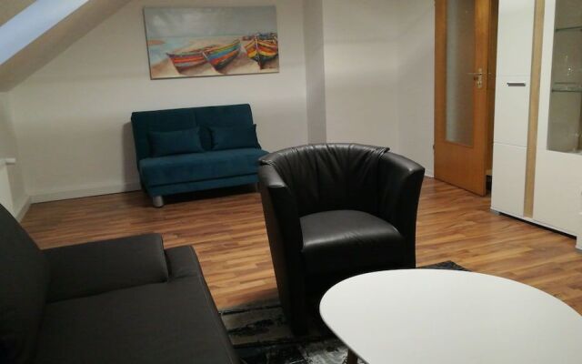 Apartment 28OM