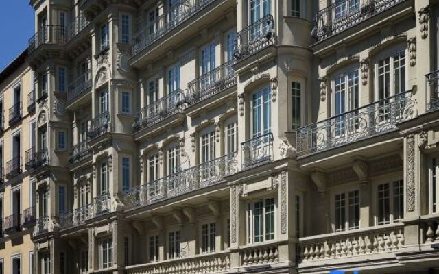 Heart of Madrid III Museums Theatres Sights