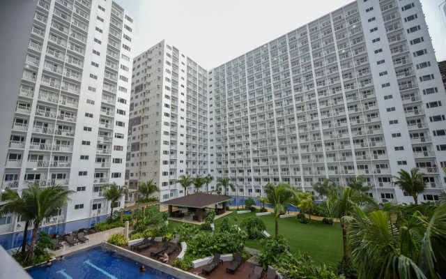 USP Suites at Shore Residences