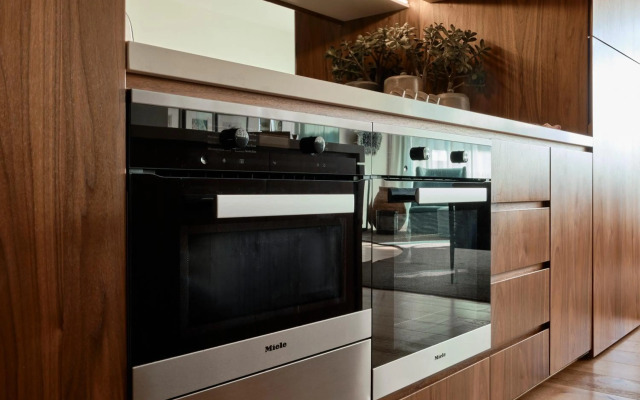 Luxury Bondi Beachside Apartment - Pacific