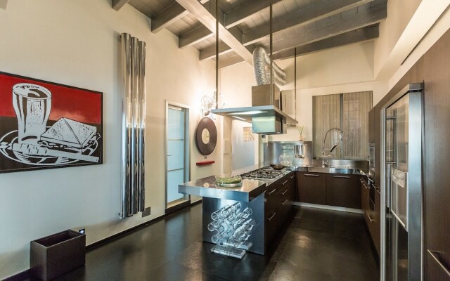 Rental In Rome Cosmopolitan Hi-tech Luxury Apartment