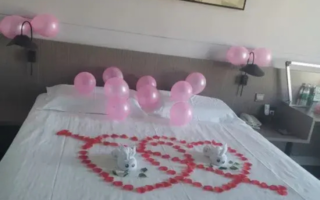 Jinjiang Inn Select (Changji Administrative Center)