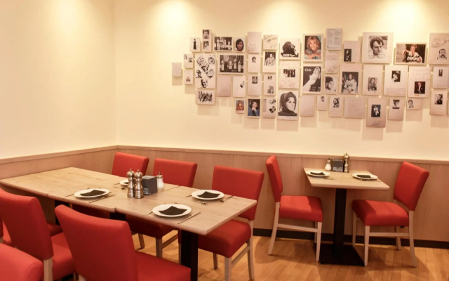 Hotel Adria München