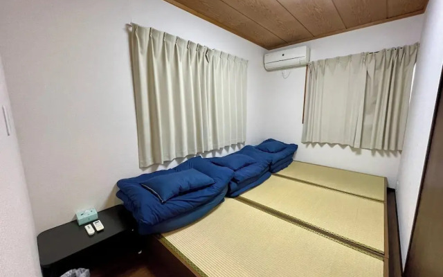 Happy Osaka House