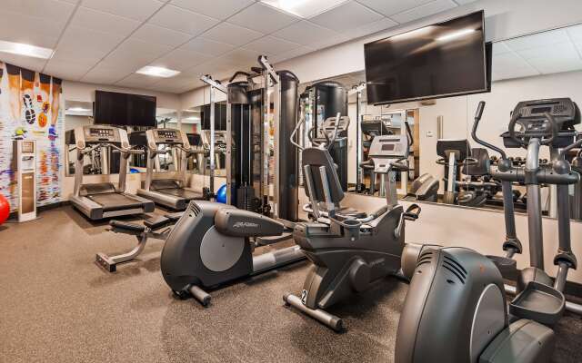 Best Western Plus Hudson I-94