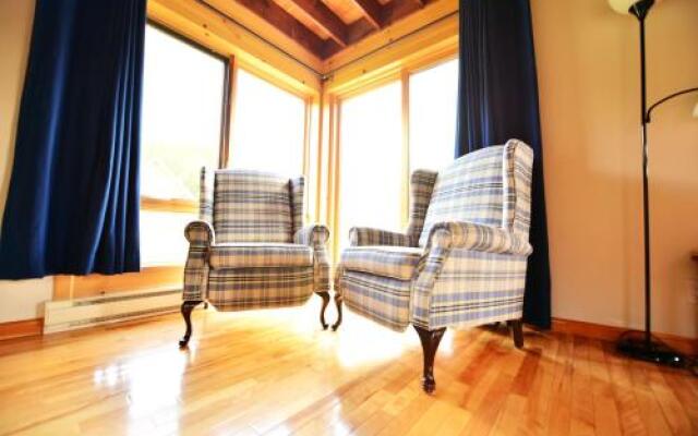 Station Touristique Pin Rouge