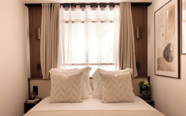 Chic A/C Central apt - 2bdr/6p - Faubourg s/ Denis