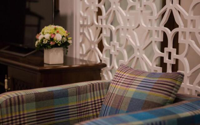 Maro Hotel