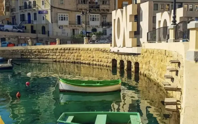 Spinola Bay 3-double Bed Near Beach Prime Location
