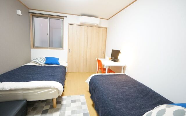 Terry's Apartment Namba South V C01B