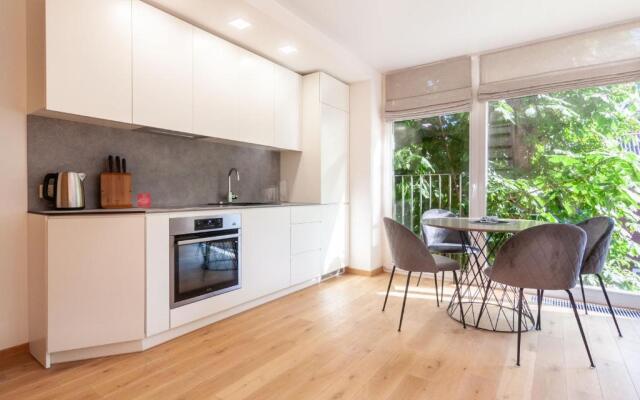Happy Day Apartment, By Cohost