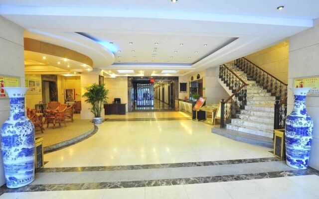 Fengcheng Hotel