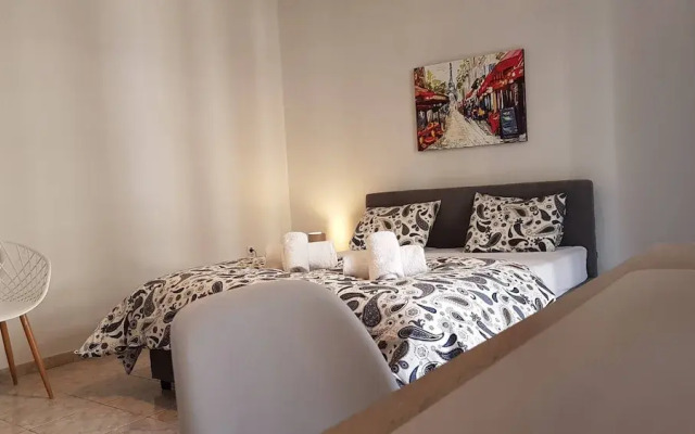 Erra - Champagne - Athens Center