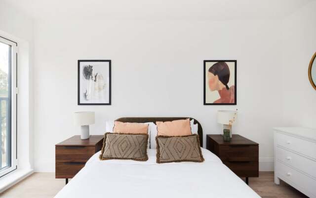 The Wembley Park Retreat - Modern 2bdr Flat With Balcony