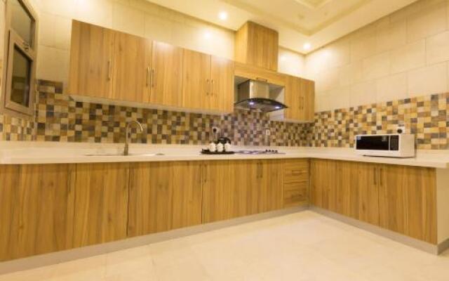 Ayam Lilian Aparthotel