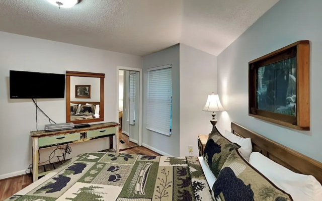 Smoky Mountain Dreams by Jackson Mountain Rentals
