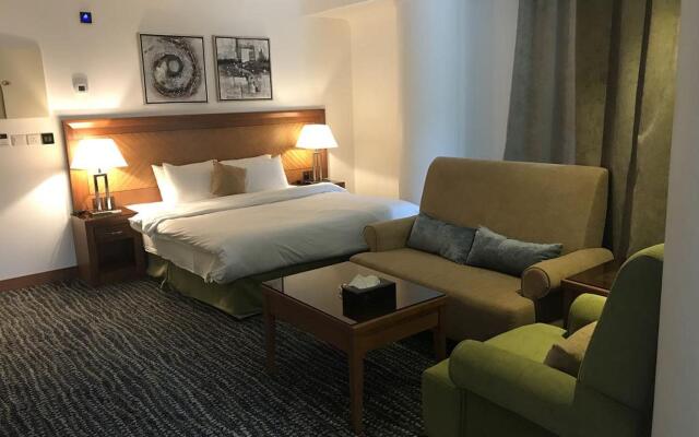 Lotaz hotel suites