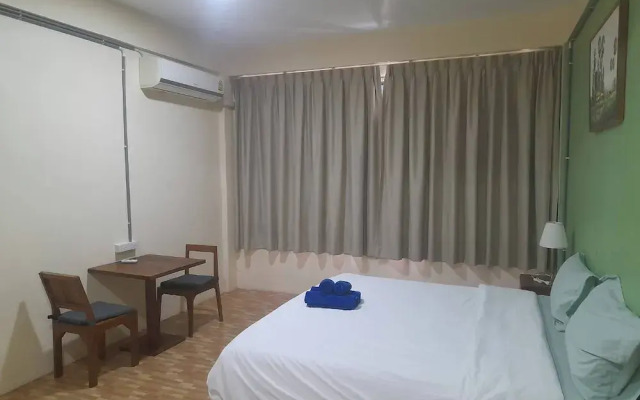 Tom Guest house