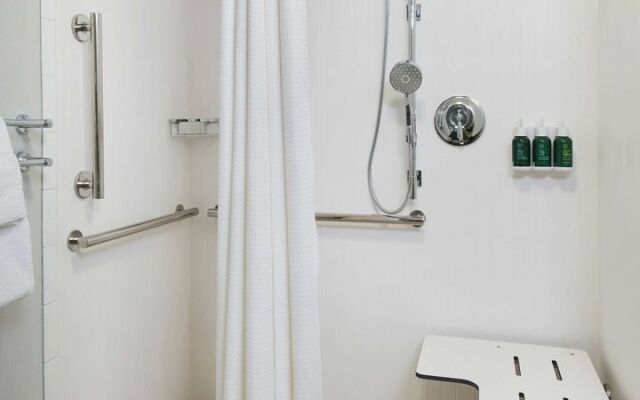 Spark by Hilton Birmingham Colonnade