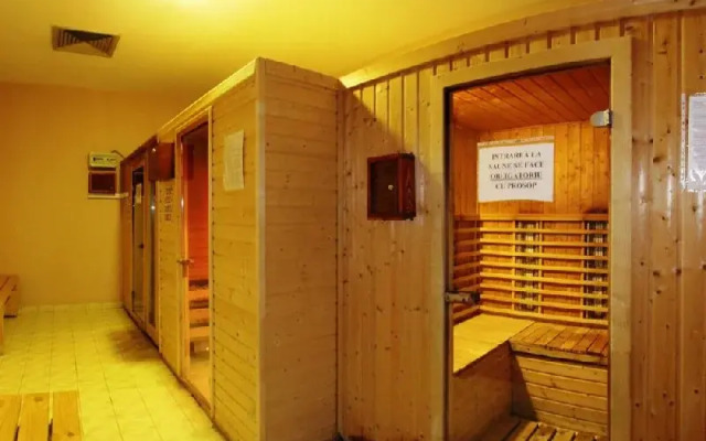 Hotel Alunis