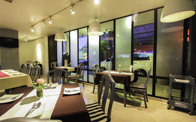 The Ratchathani Hotel