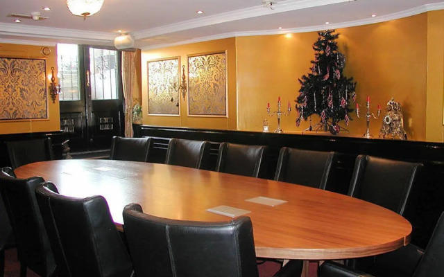 The Pavilions Amsterdam, The Toren